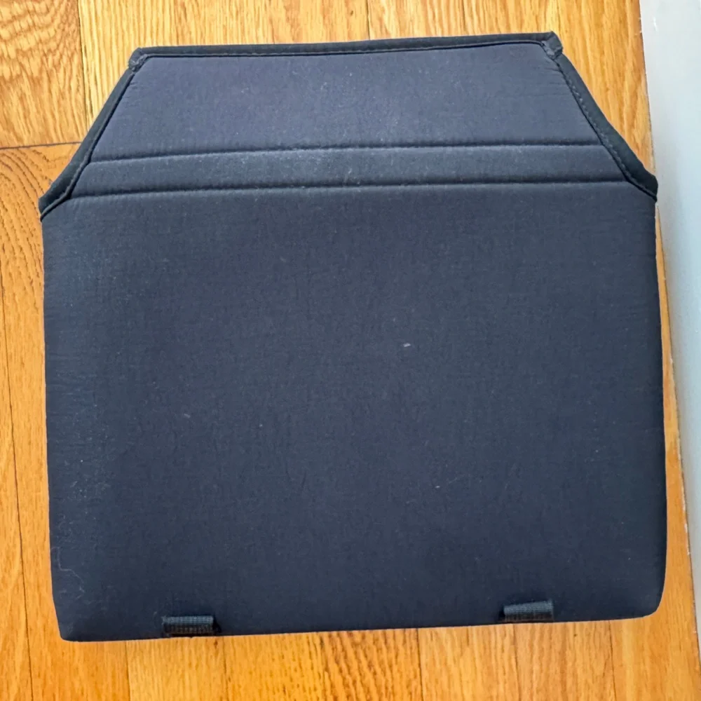 Tom Bihn Horizonal 6z Cache
